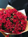 Букет из 25 красных кустовых роз