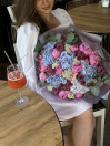 BUKET 758